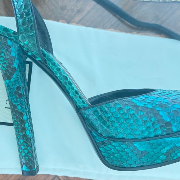 Gucci Women's Teal Snakeskin Heels Platform, original dust bags - Picture 10 of 16